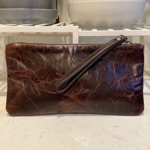 Rough and Tumble clutch